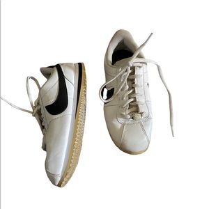 Nike Cortez size 3.5 youth